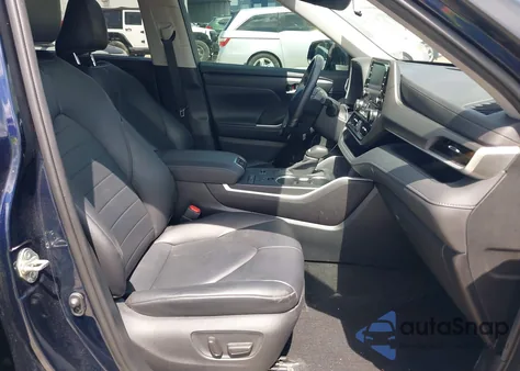 2020 Toyota Highlander Hybrid Xle z USA, uszkodzony, nr VIN 5TDGARAH6LS002440